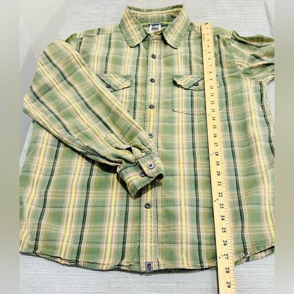 The North Face A5 Series Men's Size‎ M Green/Yellow Plaid Long-Sleeve Shirt